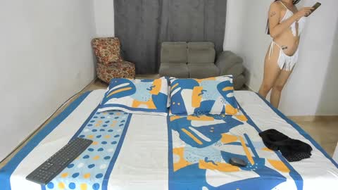 Isabella  online show from January 2025 06:09:02 AM