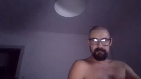 isso7 online show from October 2025 03:56:02 PM