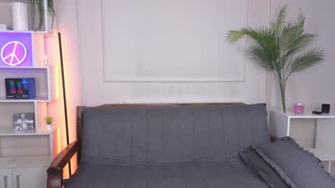 Maks online show from January 2025 12:42:01 PM