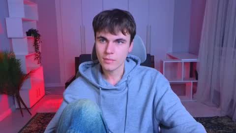 Maks online show from February 2025 12:29:01 PM