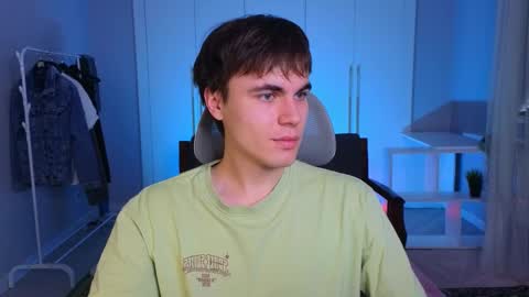 Maks online show from February 2025 10:40:02 AM