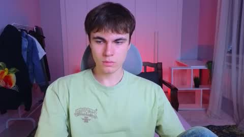 Maks online show from February 2025 10:20:02 AM