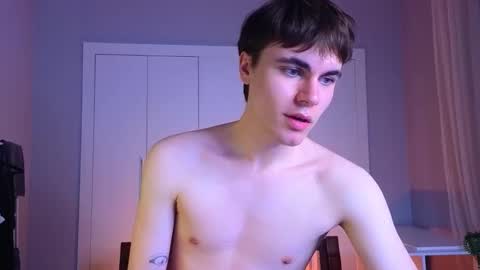 Maks online show from March 2025 12:54:02 PM