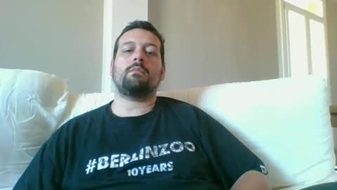 Snapshot of italianbigboy932 chatting on April 2026 03:20:01 PM italianbigboy932 online show from April 2026 03:20:01 PM