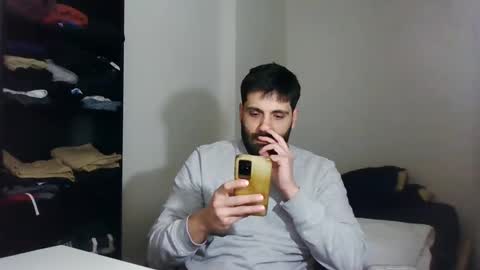 Snapshot of italianboybcn chatting on January 2025 08:22:01 PM italianboybcn online show from January 2025 08:22:01 PM