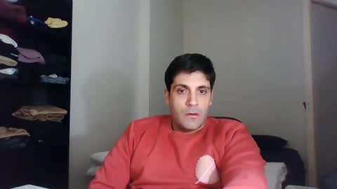 Snapshot of italianboybcn chatting on January 2025 07:26:02 PM italianboybcn online show from January 2025 07:26:02 PM