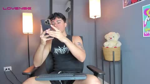 Ithan and Friends online show from March 2026 08:20:02 PM