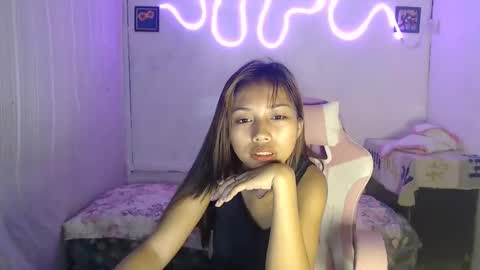 Snapshot of its_andrea chatting on October 2025 01:36:02 AM its andrea online show from October 2025 01:36:02 AM