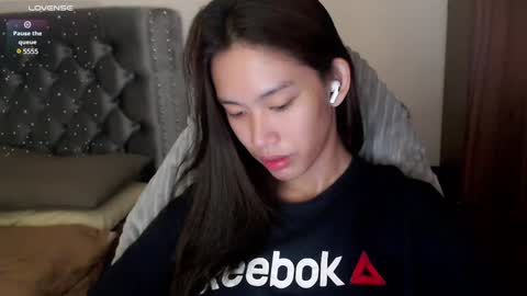 Cora online show from February 2025 05:33:01 AM