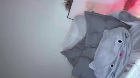 KellyPuth online show from May 2026 07:25:01 AM
