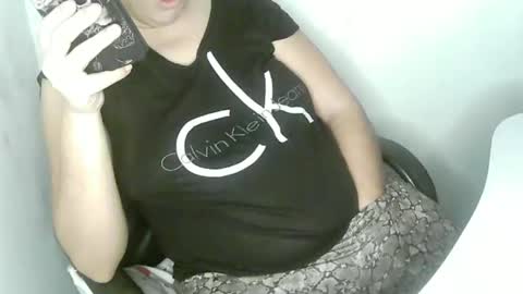 Foxy online show from February 2026 07:40:01 AM