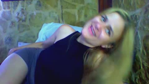 itsmekrissy online show from March 2026 01:55:02 AM