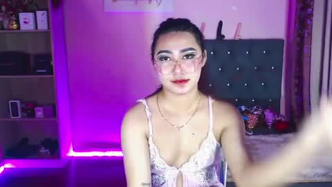 Siana online show from December 2024 05:37:01 AM