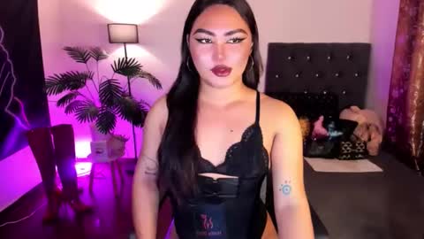 Siana online show from May 2026 05:43:01 PM