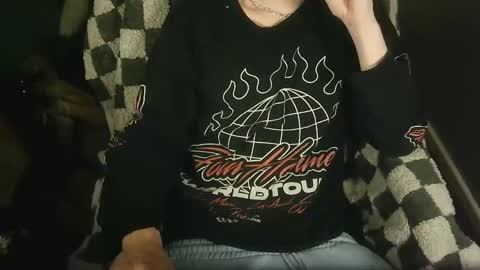 itsnotliam834 online show from November 2025 02:36:02 AM