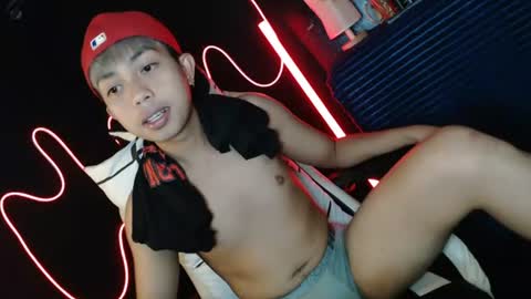 Snapshot of itsyourcummerboy_xx chatting on July 2026 02:24:01 PM Kyle online show from July 2026 02:24:01 PM