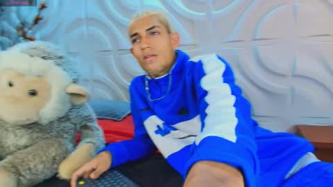 itszairen online show from March 2026 03:17:01 AM