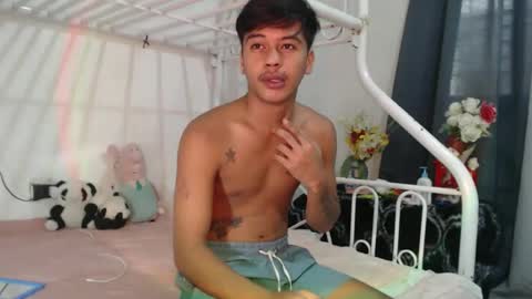 Jhonfred online show from April 2026 01:29:02 AM