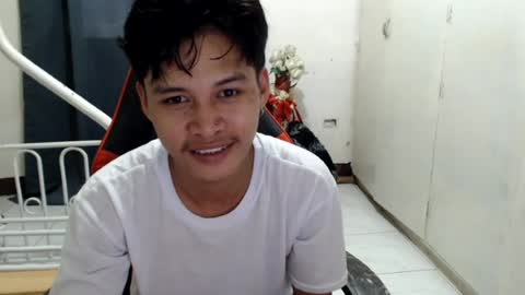 Snapshot of itzme_john chatting on August 2026 04:59:01 AM itzme_john online show from August 2026 04:59:01 AM