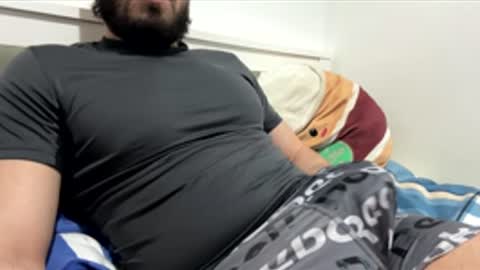 iuri1990 online show from March 2026 11:34:01 PM