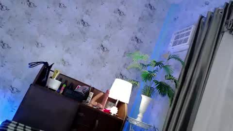 Snapshot of ivana_summers69x chatting on November 2025 01:07:02 PM I V A N A The woman who lives in the province. online show from November 2025 01:07:02 PM