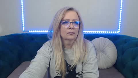 Snapshot of ivanacharm chatting on April 2026 03:33:02 AM ivanacharm online show from April 2026 03:33:02 AM