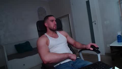 IvanHydee online show from December 2025 05:34:02 AM