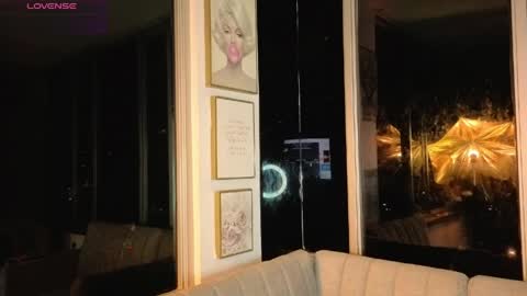 Ivanna West online show from April 2026 10:05:02 AM