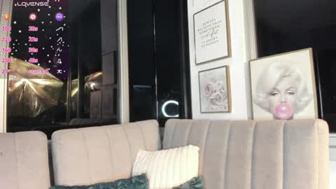 Snapshot of ivanna_west chatting on July 2026 10:21:02 AM Ivanna West online show from July 2026 10:21:02 AM