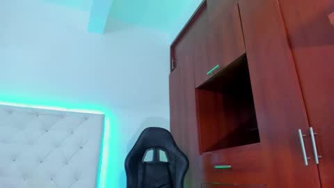 ivannapretyts online show from September 2025 03:27:02 PM