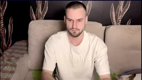 Snapshot of iveran_love1 chatting on October 2025 07:03:01 PM iveran online show from October 2025 07:03:01 PM