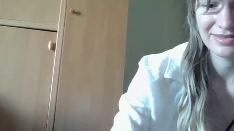 Snapshot of ivetta911 chatting on May 2026 07:15:01 AM ivetta911 online show from May 2026 07:15:01 AM
