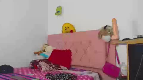 ivonneth online show from March 2026 10:58:02 PM