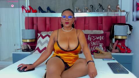 IVONSANCHEZ online show from January 2026 03:20:01 AM