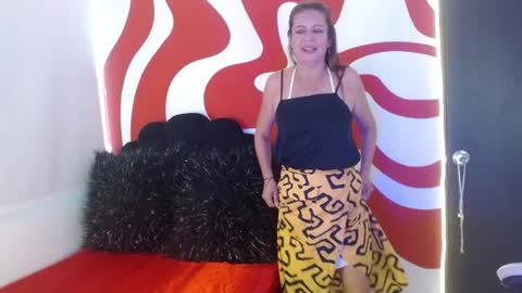 Snapshot of ivory_mistress chatting on May 2026 01:30:02 PM ivory_mistress online show from May 2026 01:30:02 PM