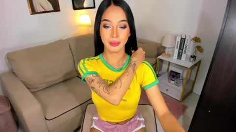 kirstenelsie online show from December 2024 12:42:01 PM