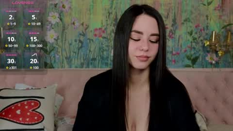 ivorywood_ online show from April 2026 07:50:02 PM