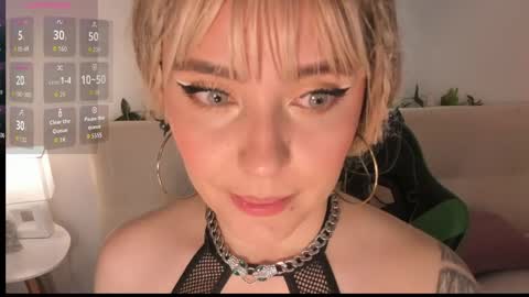 Pamela online show from April 2026 11:11:02 PM