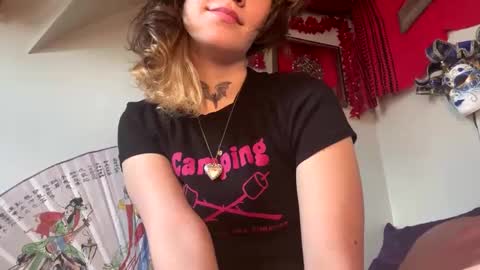 IVY DEVILL online show from May 2026 06:38:02 PM
