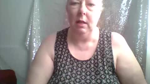 Snapshot of ivyjane3522 chatting on May 2026 02:35:02 PM ivyjane3522 online show from May 2026 02:35:02 PM