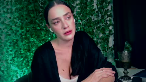 Miss Ivy online show from December 2024 11:08:01 PM