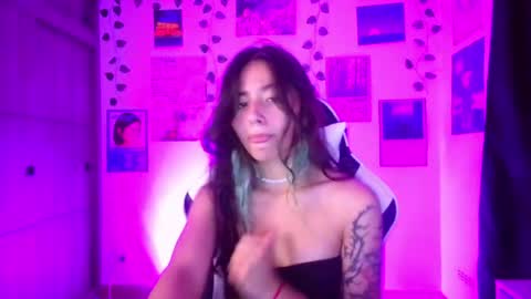 Ivy  online show from April 2026 03:09:01 AM