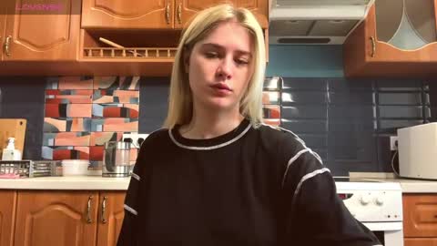 ivywairley online show from April 2026 03:11:01 AM