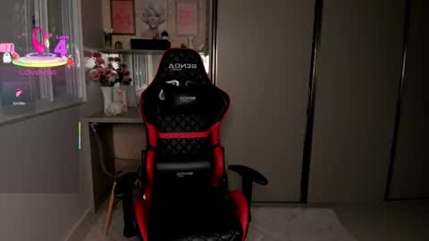 Ivvy online show from October 2025 07:11:01 AM