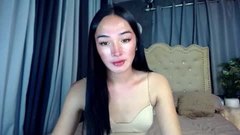 iwillcum4u_ online show from March 2026 01:38:01 PM