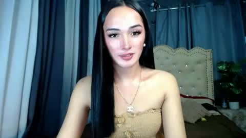 iwillcum4u_ online show from April 2026 12:11:02 PM