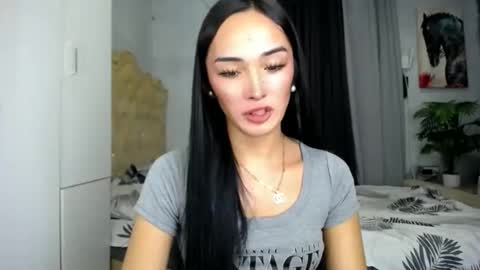 iwillcum4u_ online show from April 2026 12:43:01 PM