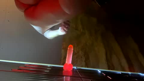 Snapshot of iwinnner chatting on March 2025 05:40:01 AM That  Guy  online show from March 2025 05:40:01 AM