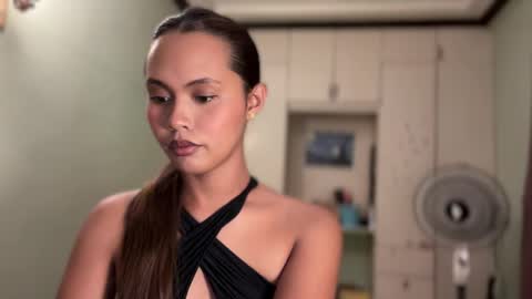 divaonopka online show from April 2026 01:08:02 PM