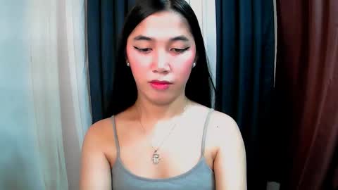 Snapshot of iyanna_ivelle chatting on November 2025 03:34:02 PM UR LOVELY IYANNA online show from November 2025 03:34:02 PM